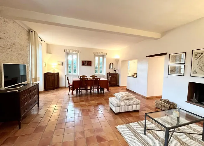 Maison De Maitre Au Charme D'antan بونيفَسْيو