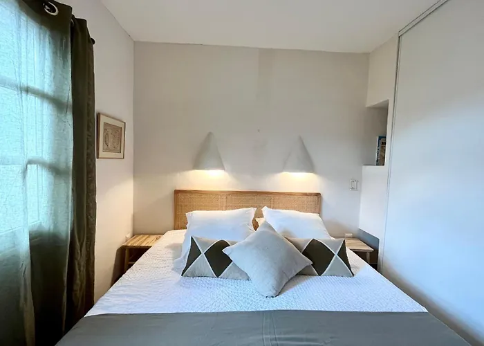 Maison De Maitre Au Charme D'antan بونيفَسْيو